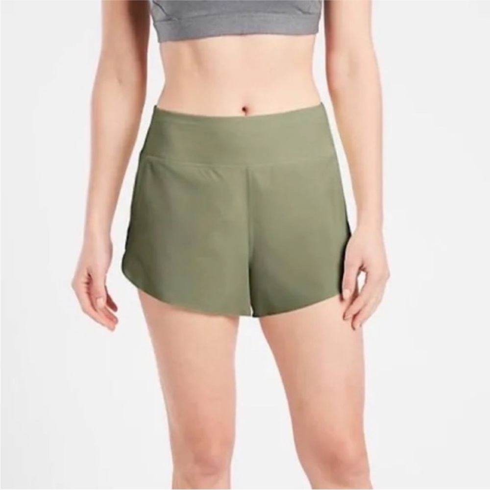 Athleta Run With It 3.5" Shorts
